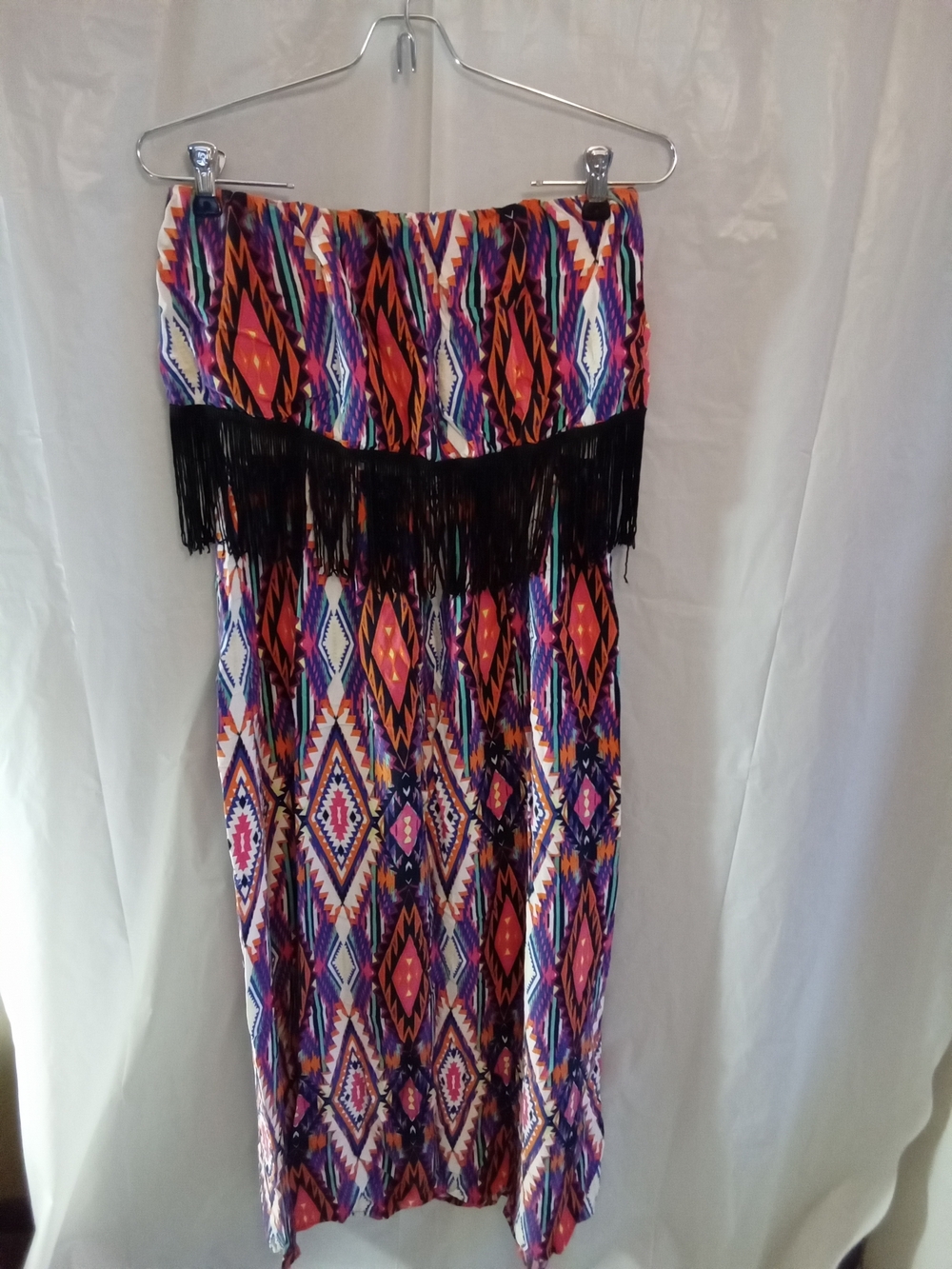 Justify Boho Fringe‎ Strapless Maxi Skirt in Multi-Color